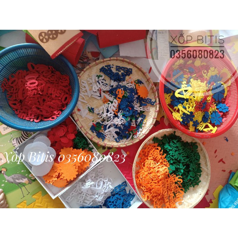 Chữ gắn lên bim bim, nước ngọt vải nỉ