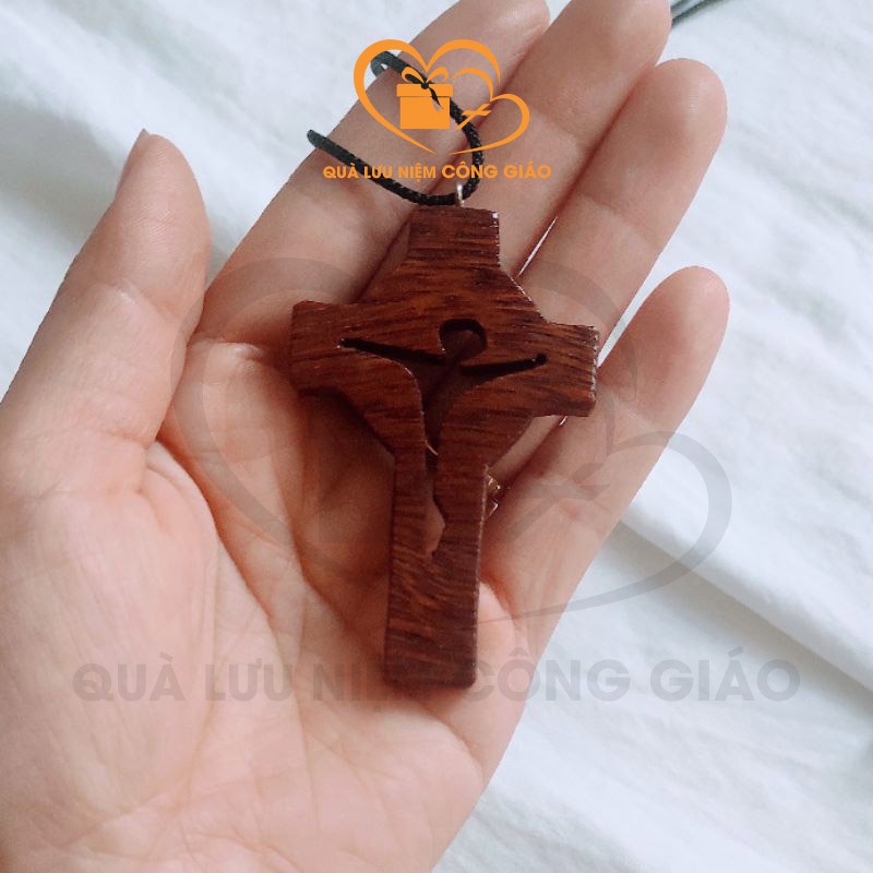 Vòng cổ mặt Thánh Giá bằng gỗ nhiều kích thước