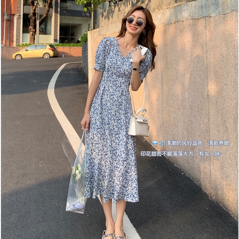 Đầm Đuôi Cá Cổ Chữ V Tay Phồng Họa Tiết Hoa Màu Xanh Dương Thời Trang Mùa Hè Hàn Quốc 2022 Cho Nữ