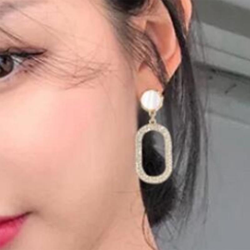 Khuyên Tai Tròn Thả Mặt Bầu Dục Rỗng Đính Đá Thời Trang Cho Nữ