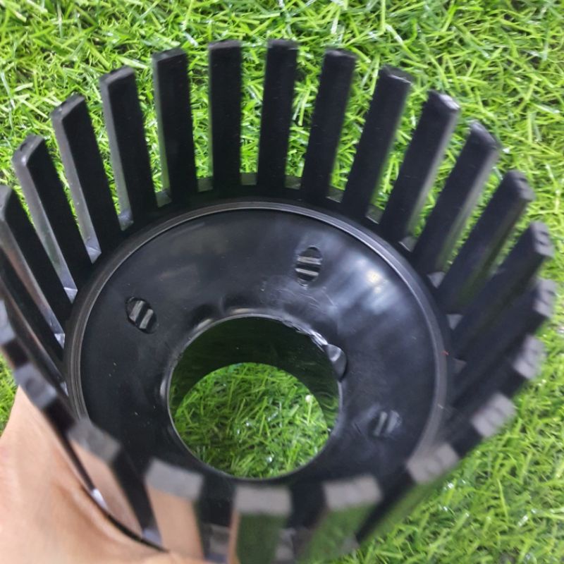 Hút mặt hồ cá Koi Lamela 115 ống chờ TRƠN 60