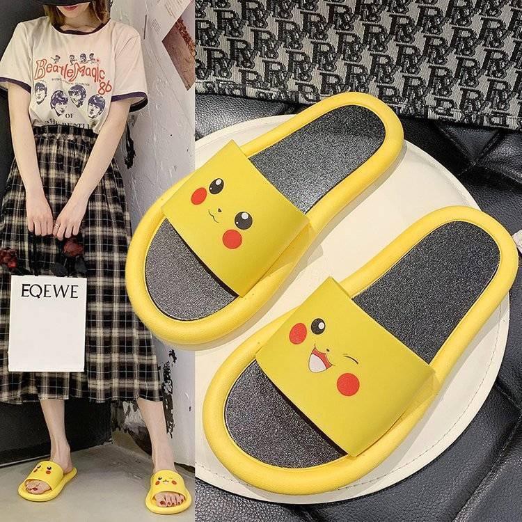 15T013 - Dép cao su hình Pikachu chuẩn Quảng Châu