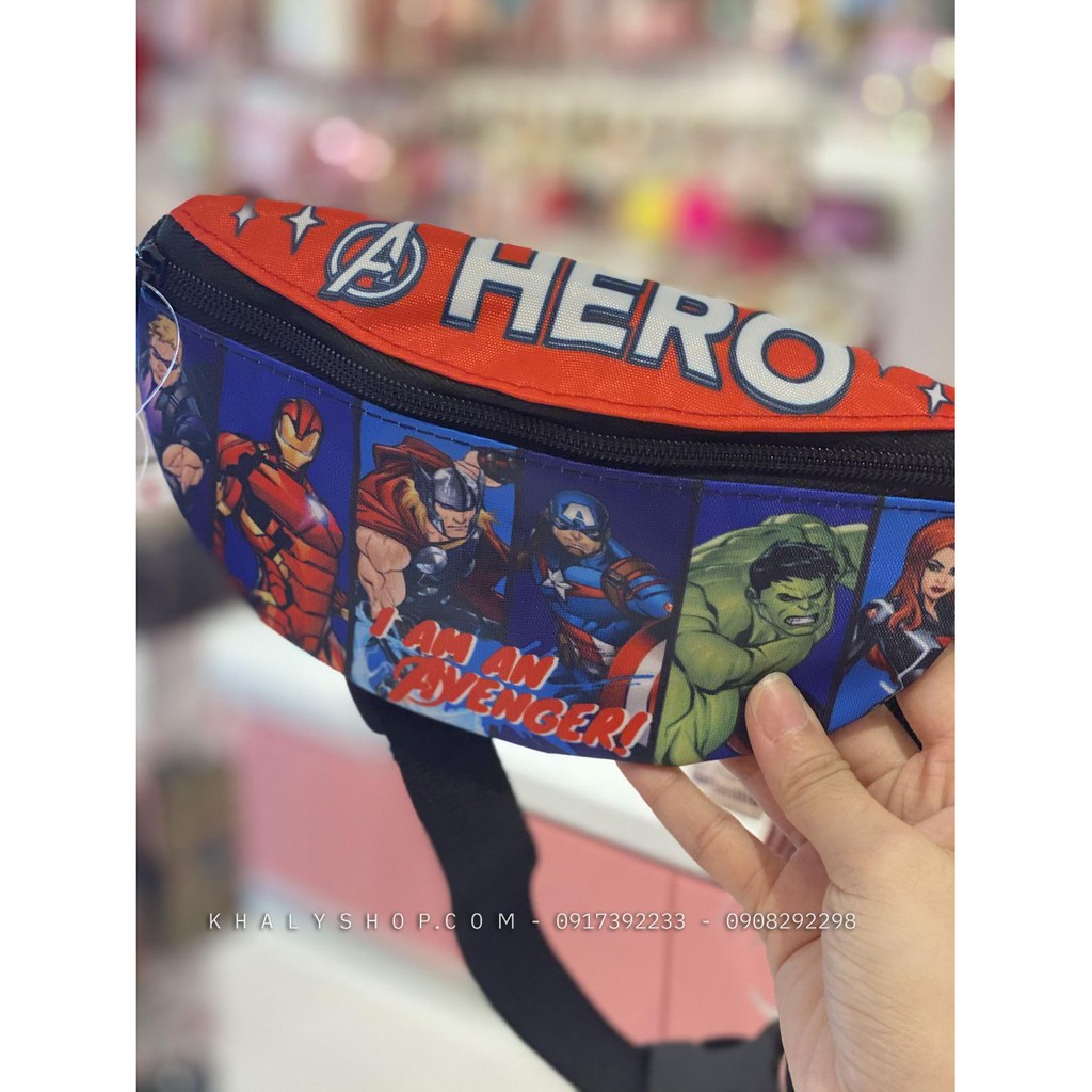 Túi đeo bao tử 1 ngăn hình Avengers - Hero màu đen cho trẻ em bé trai siêu hot - (Thái Lan) - 150NMVNG8019 - (21x11.5cm)