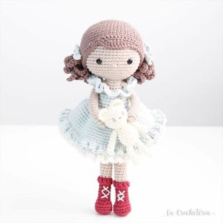 búp bê xinh bằng len