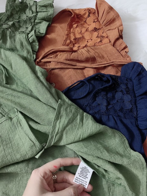 Áo kiểu phối ren xuất dư xịn