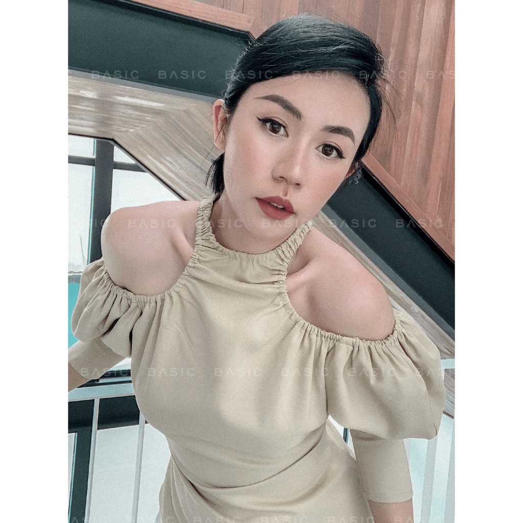 Áo Tay Phồng Hở Vai Basic CUT OUT TOP