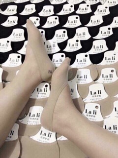 Đôi tất hài da chân siêu dai