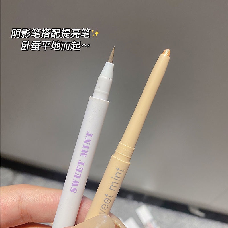 Bút Kẻ Mắt Tơ Tằm Không Thấm Nước Chống Mồ Hôi Nhanh Khô Không Bóng Sáng 1212 | BigBuy360 - bigbuy360.vn