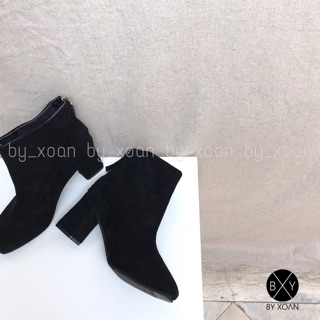 Boots mũi vuông da lộn gót trụ