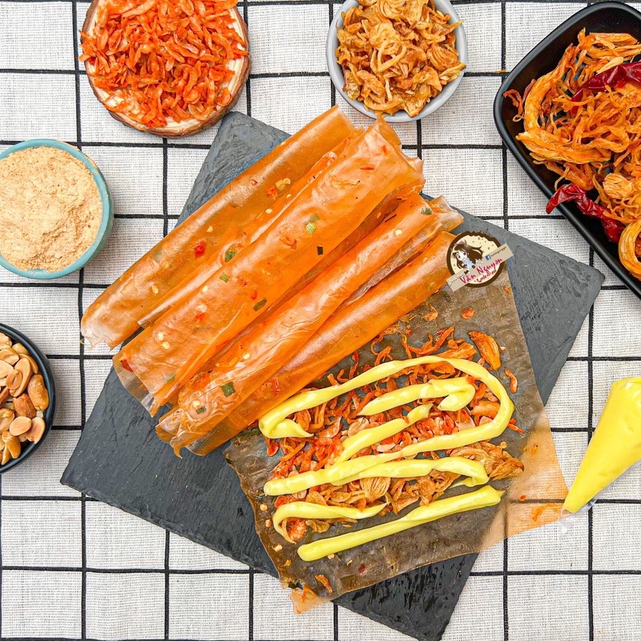 Bánh tráng dẻo tôm phơi sương cuộn bơ hành phi muối nhuyễn. BÁNH TRÁNG. VÂN NGUYỄN