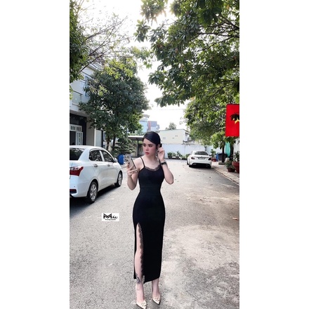 Váy body xẻ phối ren