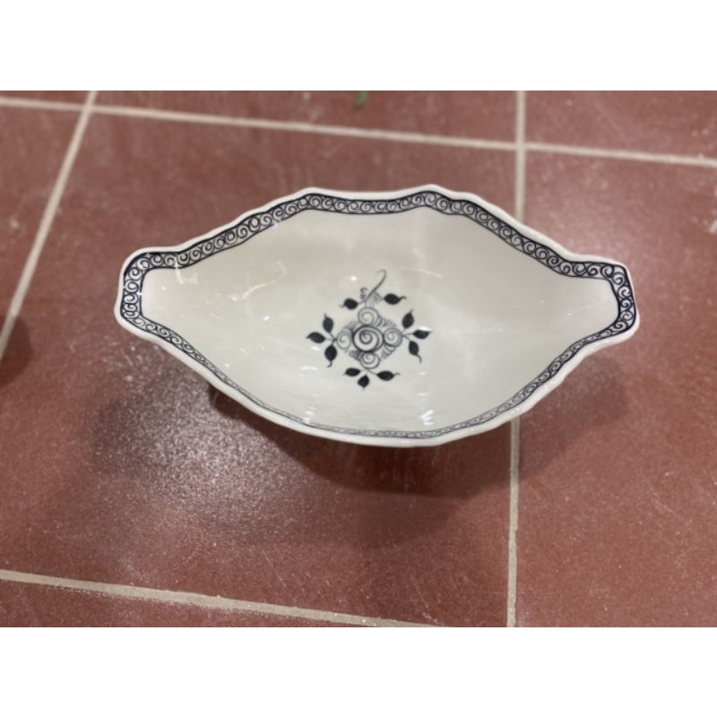 Bát đựng gà thắp dương sứ Bát Tràng