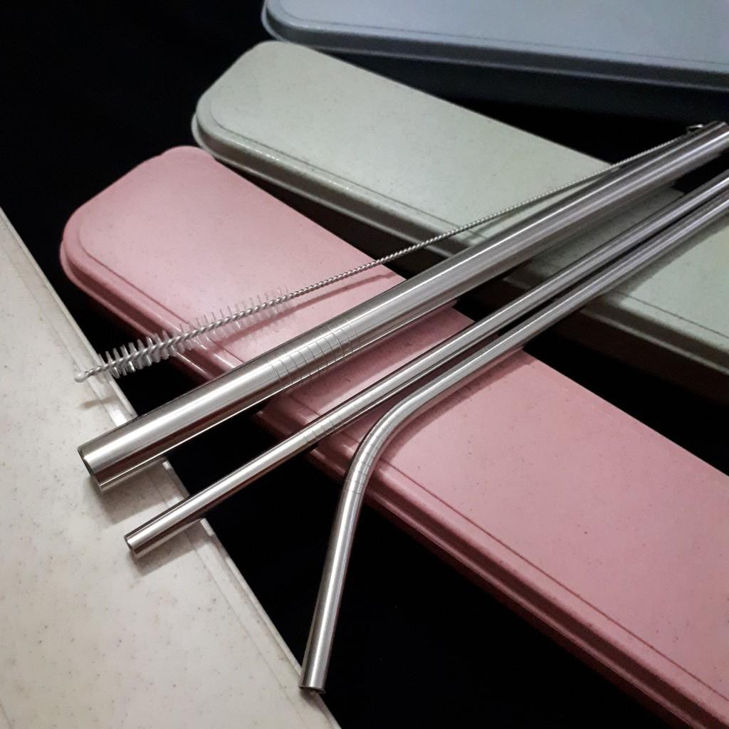 Bộ 4 Ống Hút Và 1 Cọ Rửa Inox - Thân Thiện Và Bảo Vệ Môi Trường