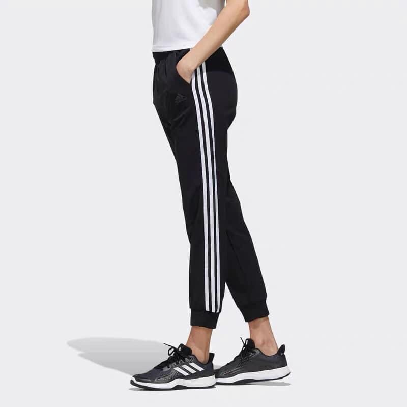 Sẵn quần adidas chuẩn authentic