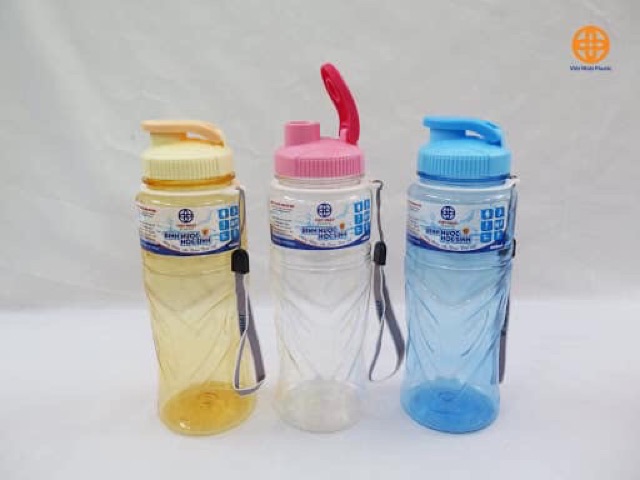 Bình nước nhựa Việt Nhật có quai xách tiện lợi