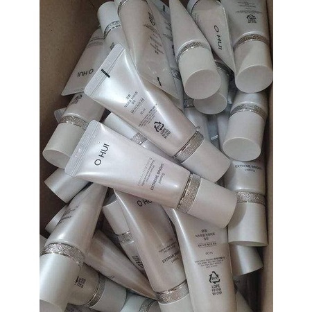 Cặp nước hoa hồng và sữa dưỡng Ohui trắng da Skin Softener 150ml & White Emulsion 130ml tách set