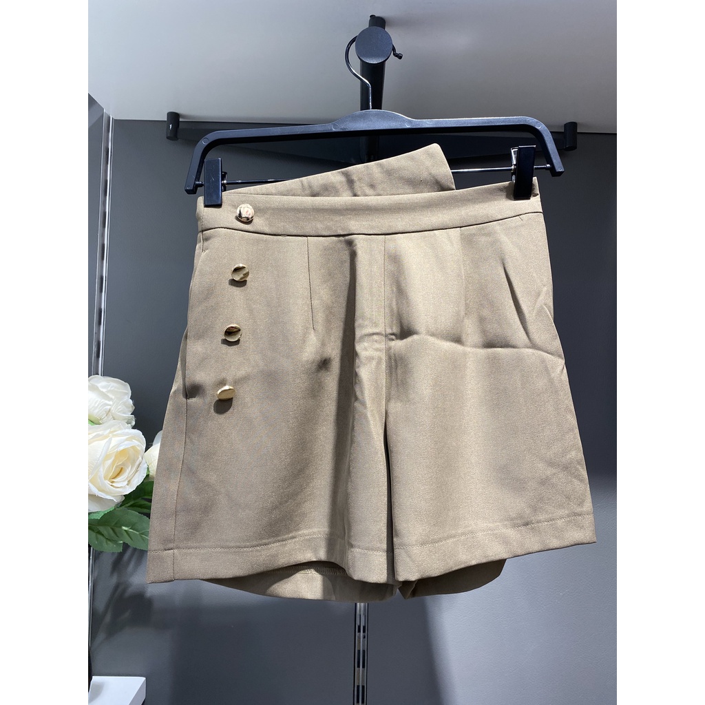 Quần short Vero Moda 3 màu 4 nút vàng