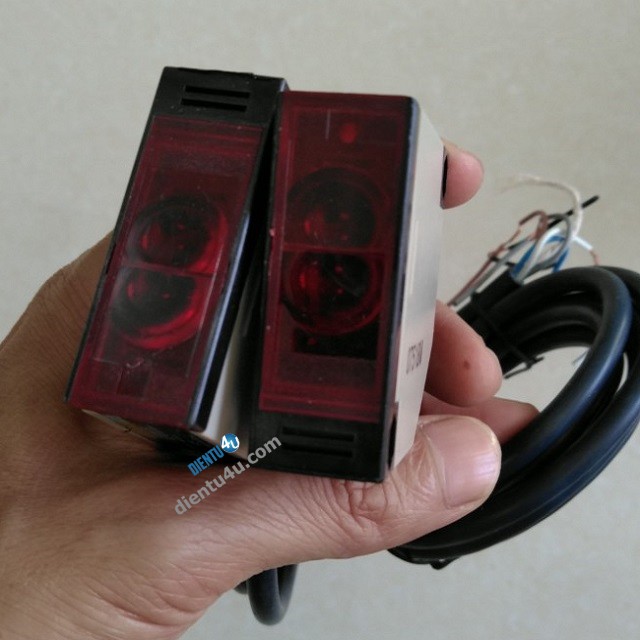 Cảm Biến Quang Omron E3JK-5DM1 E3JK-5L 12-24VDC 220VAC