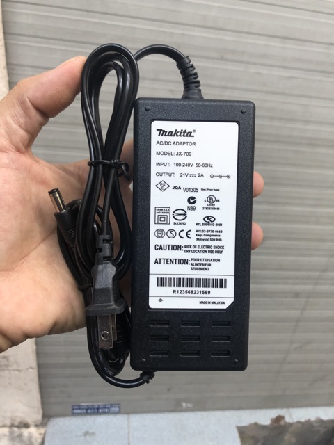 Sạc pin máy khoan 21v 2A