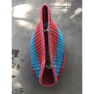 Giỏ nhựa xách gà loại to 45x35x35cm