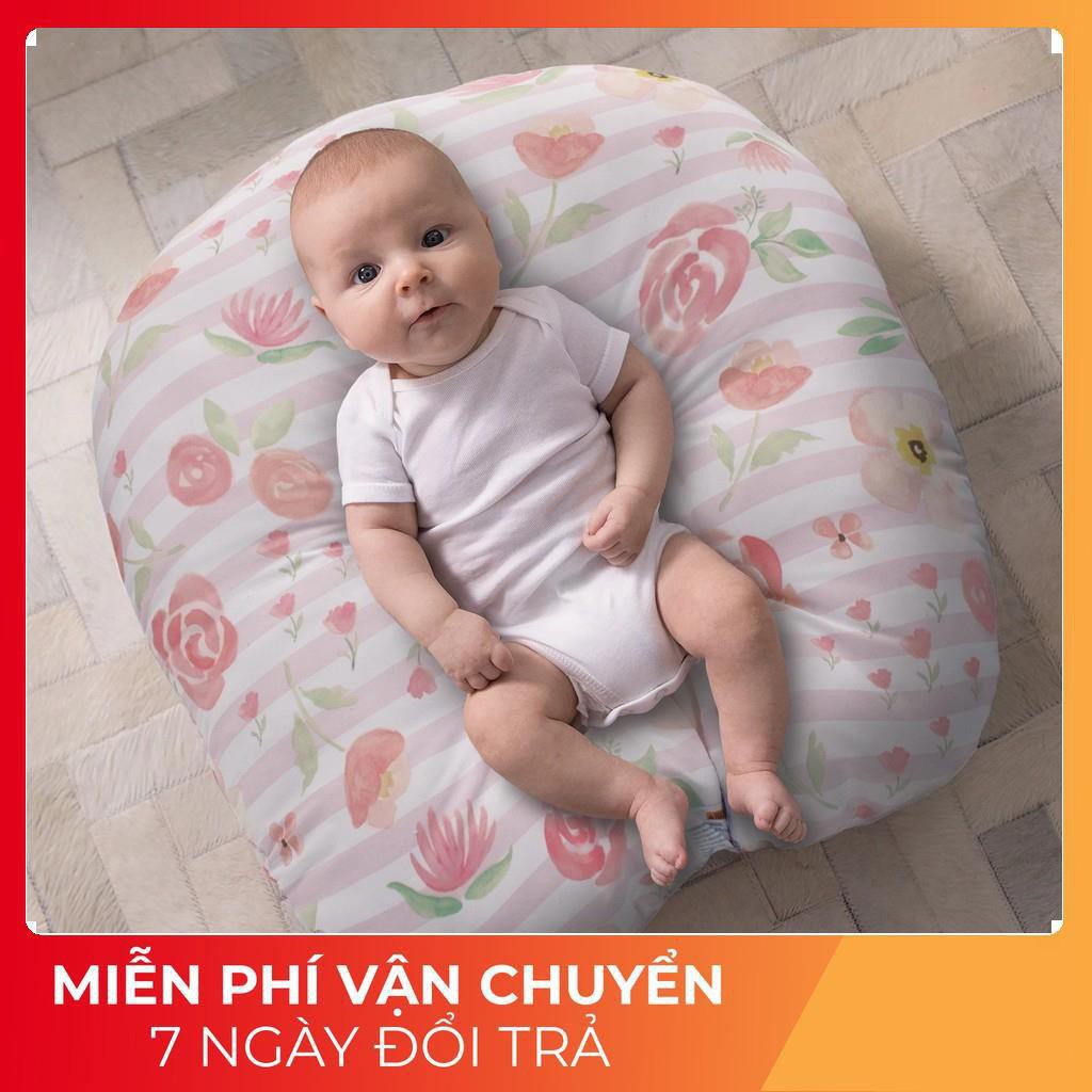 Gối Chống Trào Ngược Boppy Newborn Lounger Big Bloooms