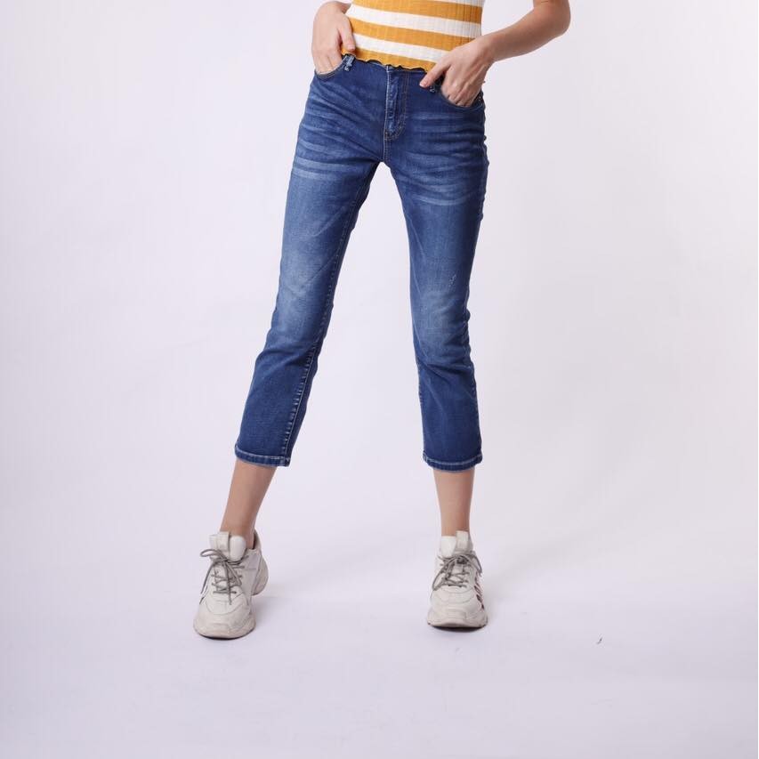 Quần jeans 9 tấc xuất Hàn