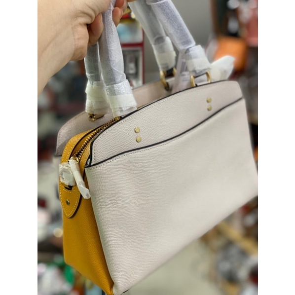 Túi Coach auth sale