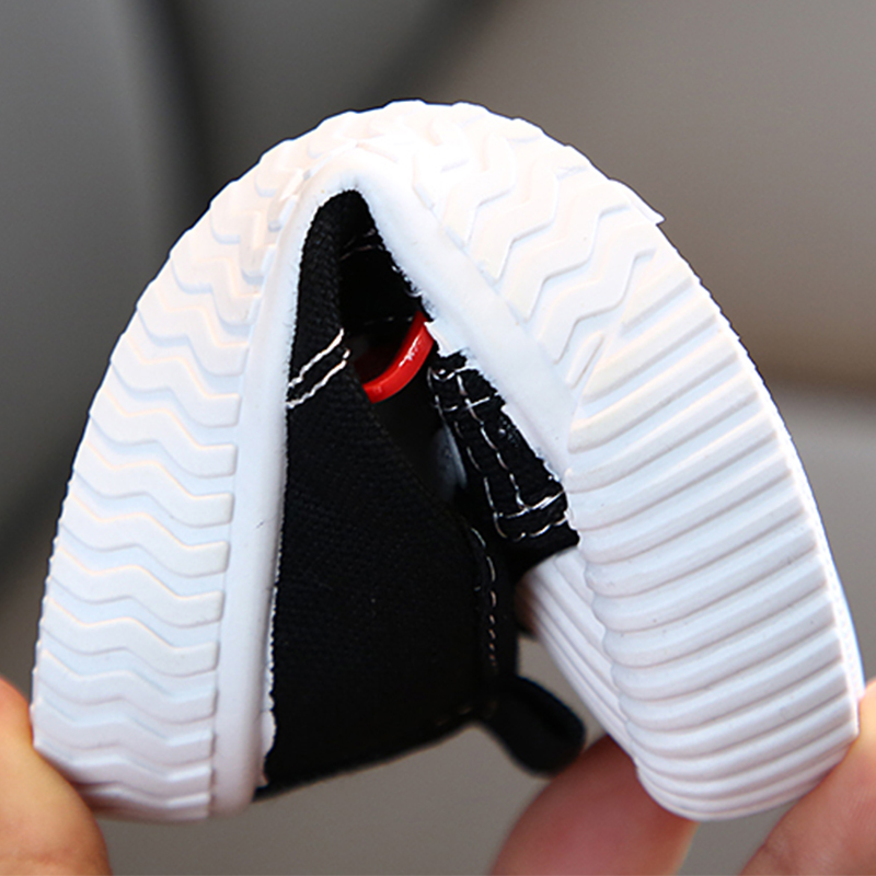 Giày thể thao vải canvas đế mềm chống trượt nhiều màu tùy chọn thời trang thường ngày cho bé