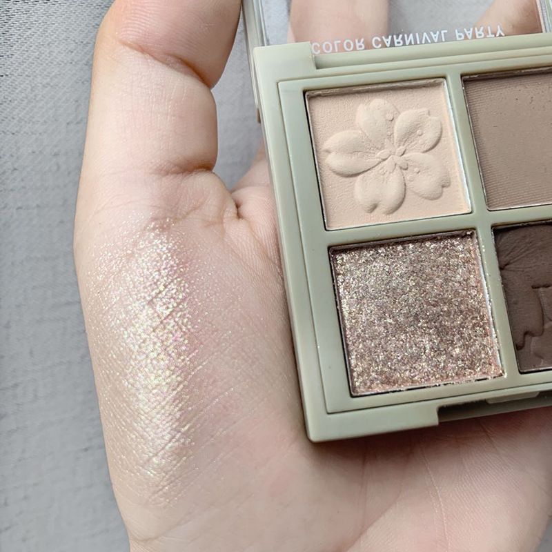 [Hàng mới về] Bảng phấn mắt DIKALU 4 màu sắc tông lì và ánh kim lấp lánh trang điểm kiểu mắt khói | BigBuy360 - bigbuy360.vn