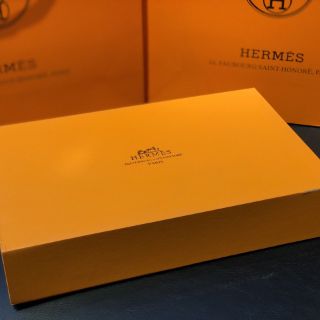Thắt lưng 2 mặt thay đổi.