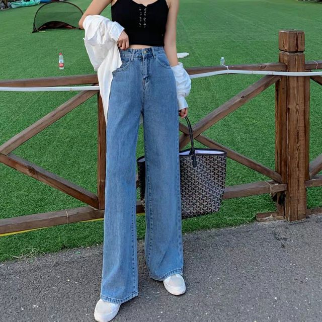 Quần jeans ống suông