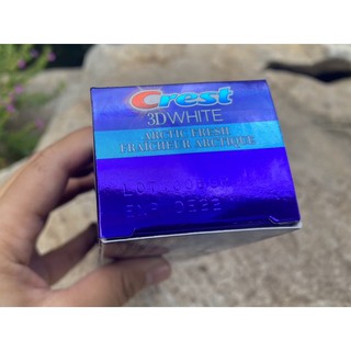 Kem đánh răng Crest 3D White