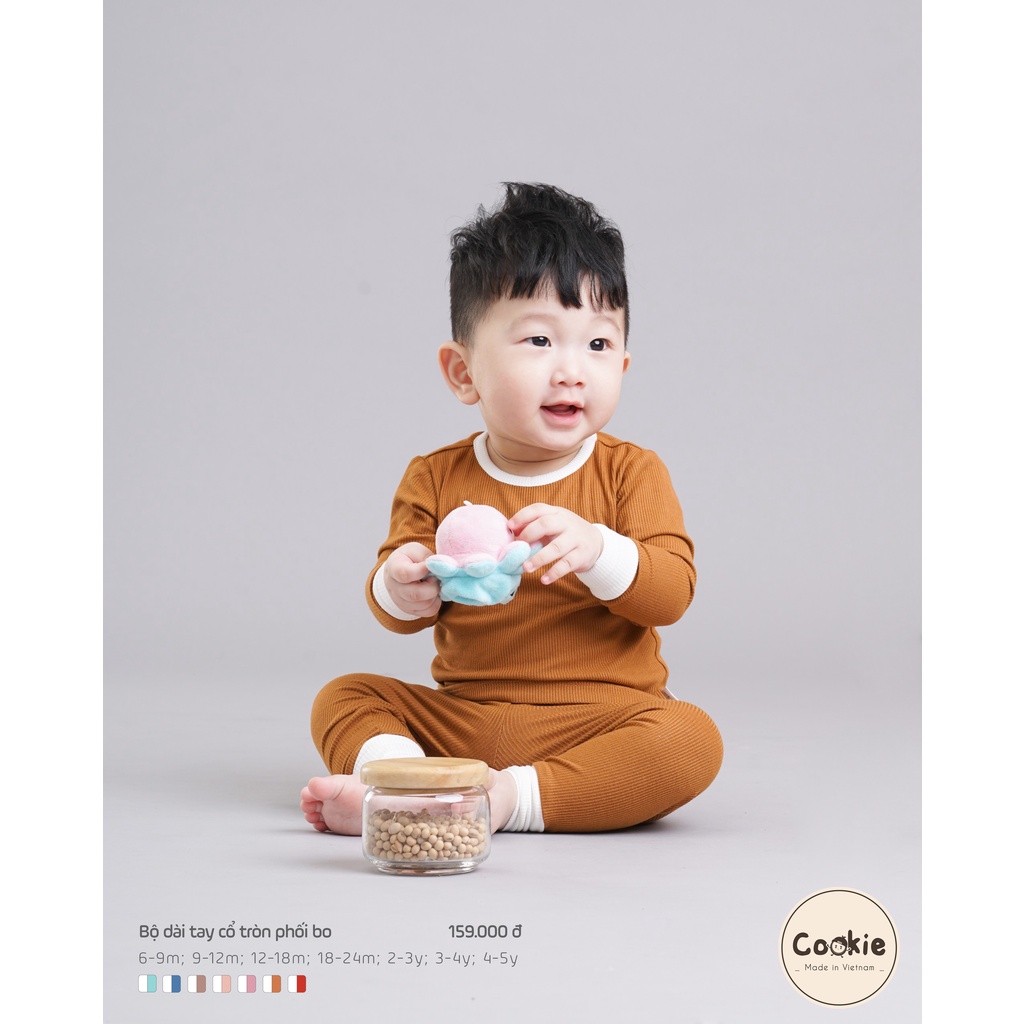 Cookie Bộ dài tay cổ tròn phối bo cho bạn nhỏ