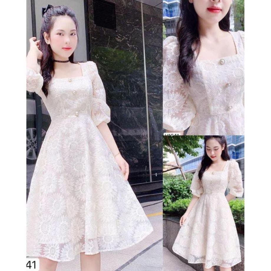 Đầm ren trắng cổ vuông hoa cúc siêu xinh Doris Dress