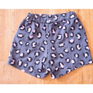 Quần short thun bé gái
