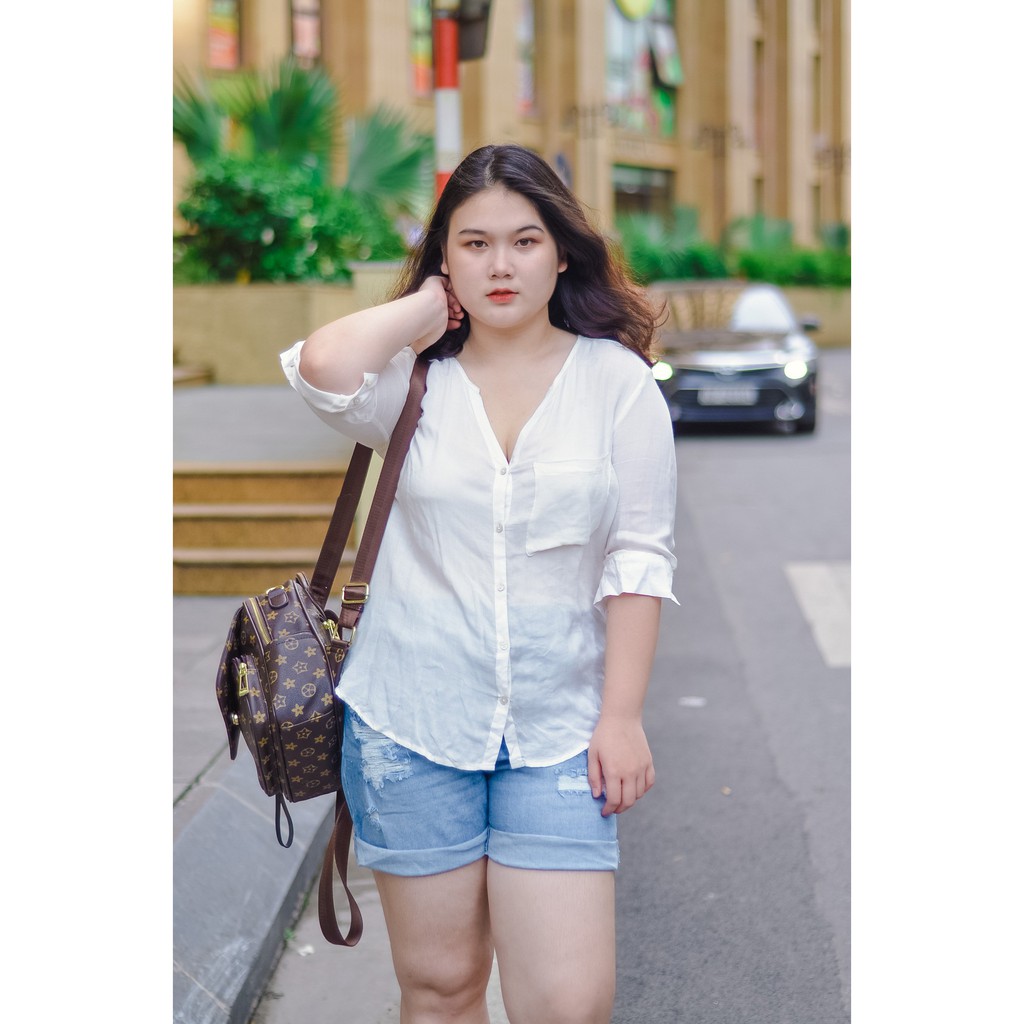 Áo sơ mi đũi dài tay cổ V trắng bigsize