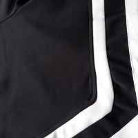 Quần V LINE shorts