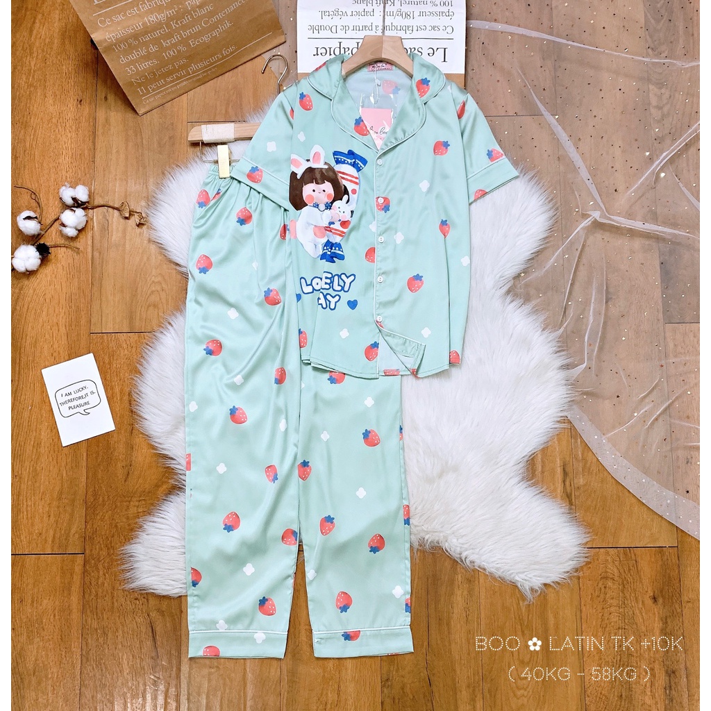 Đồ bộ nữ mặc nhà lụa latin cao cấp cổ pijama - Em bé ôm gối