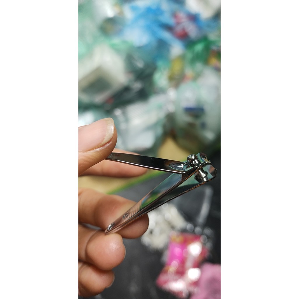 Bấm móng tay siêu sắc