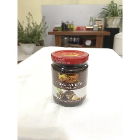 Bán sỉ Tương trụ hầu Lee Kum Kee 240g nhập khẩu Malaysia
