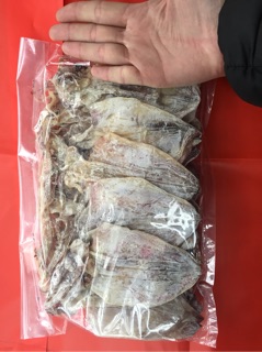 Mực khô bé