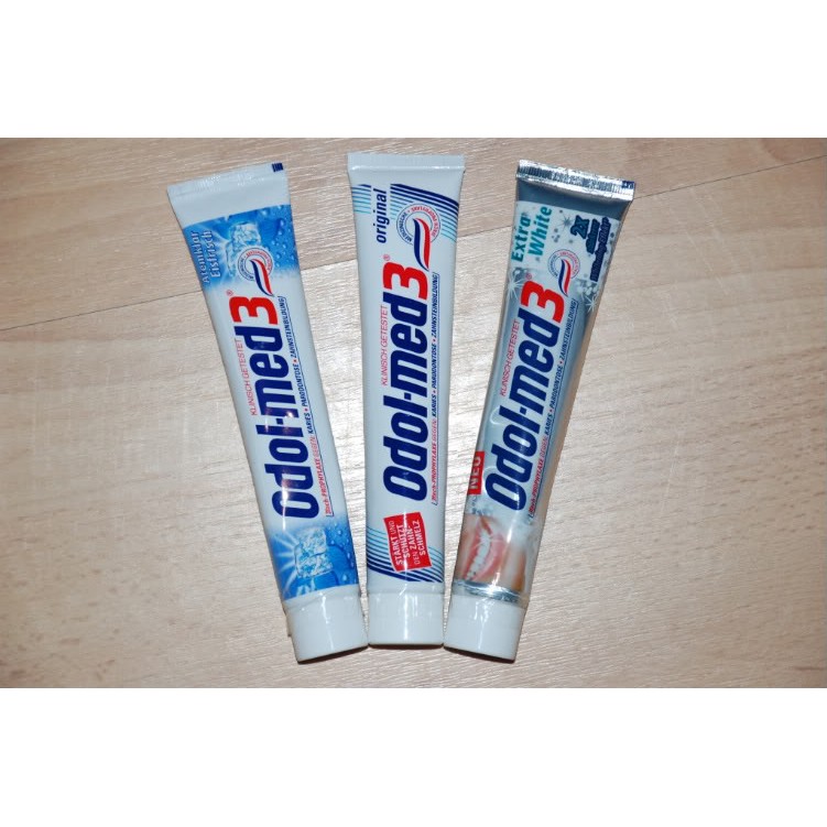 Kem đánh răng Odol-med 3 Extra White (75ml)