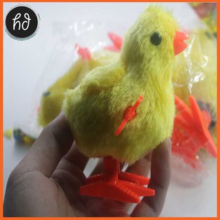 Đồ chơi gà con biết nhảy bằng bông nhựa cho bé