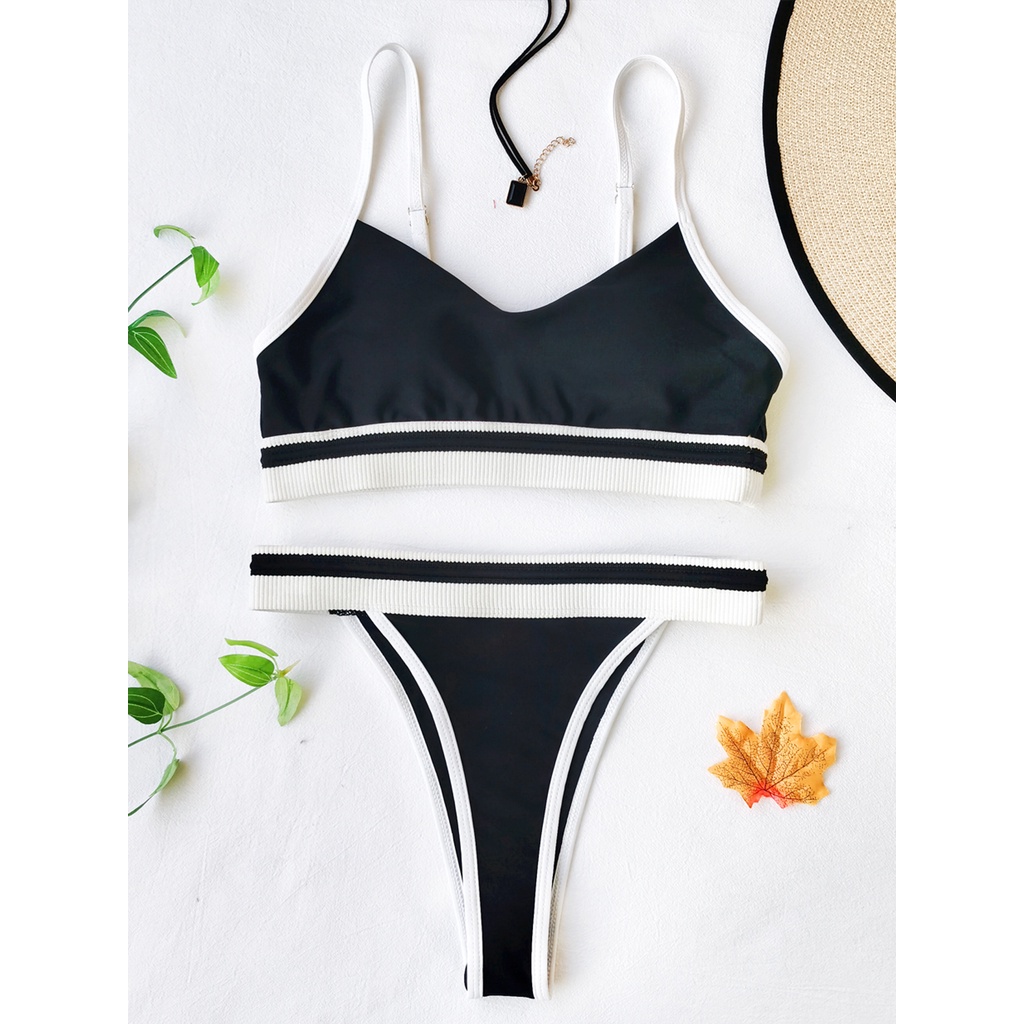 Bộ bikini cổ chữ U khoét xẻ cao quyến rũ cho nữ