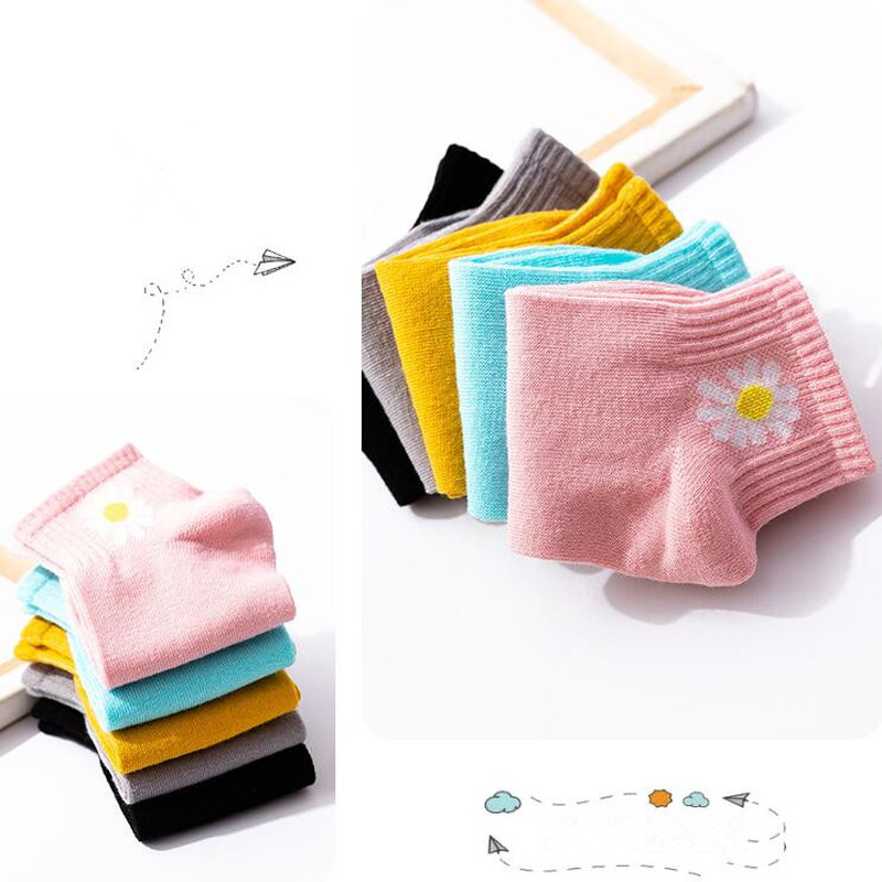 1 Đôi Vớ In Hình Hoa Cúc Kiểu Hàn Quốc Cho Nữ