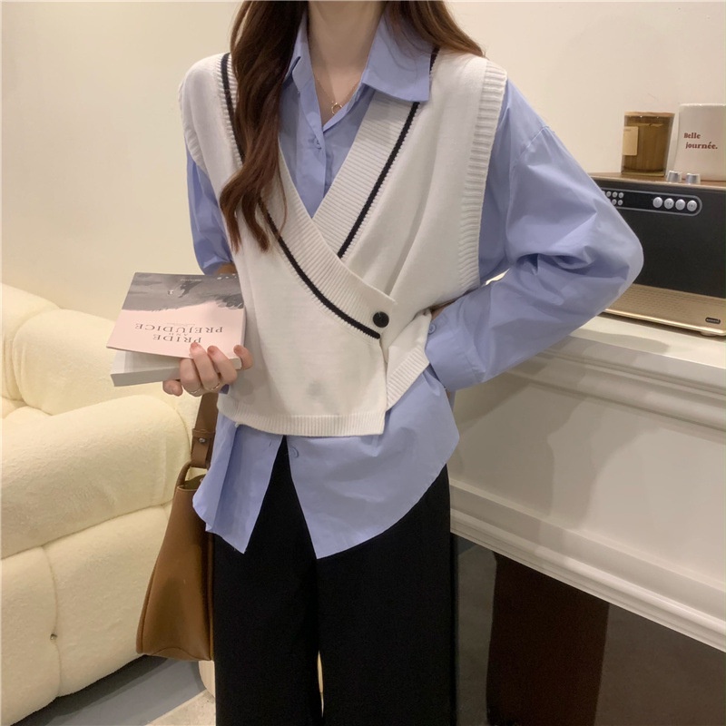 Áo gile len nữ croptop vạt chéo đính khuy cổ tim P746