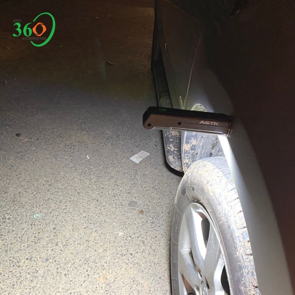 Đèn pin siêu sáng A&TK CZR-004 mini cầm tay đa năng chống nước đế nam châm có móc treo
