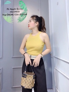 Áo len cổ yếm