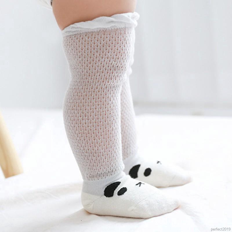 Tất cotton dài qua gối giữ ấm cho bé