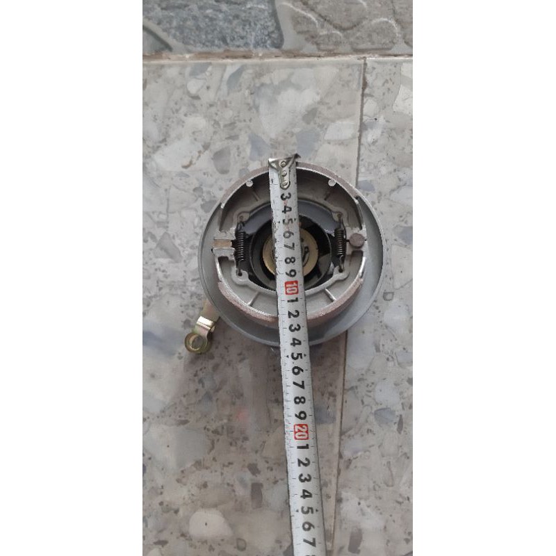 Má trước xe 3 bánh